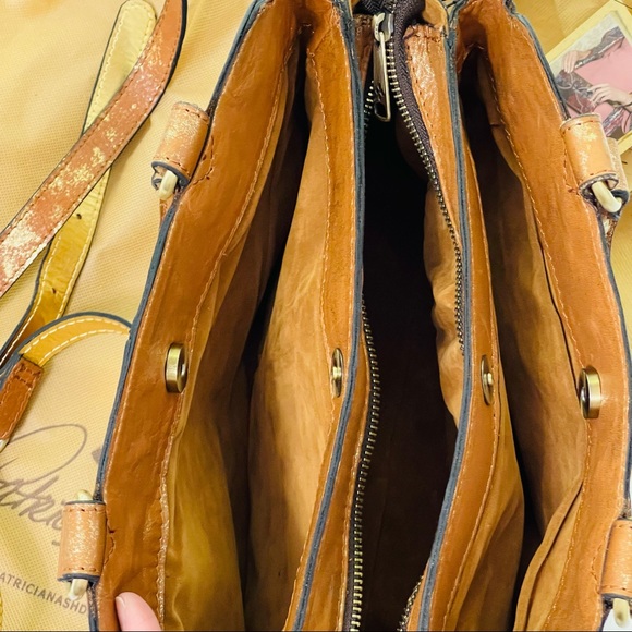 PATRICIA NASH crossbody tote Provincial Embroidery Collection ANGELIN Tan Gold - Picture 4 of 15